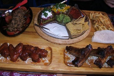 Tres Amigos на Рубинштейна, ресторан мексиканской кухни